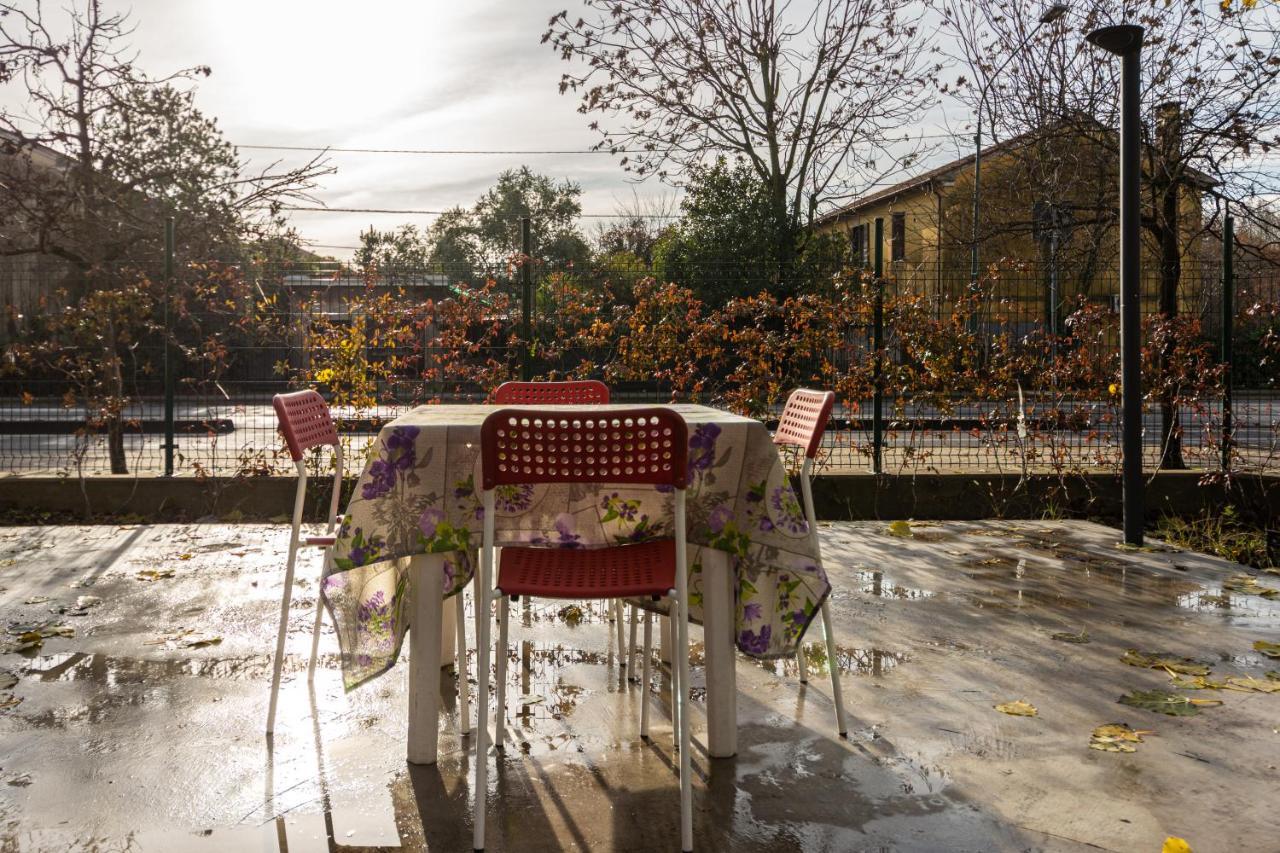 Venice Pink House Hotel Маргера Екстериор снимка